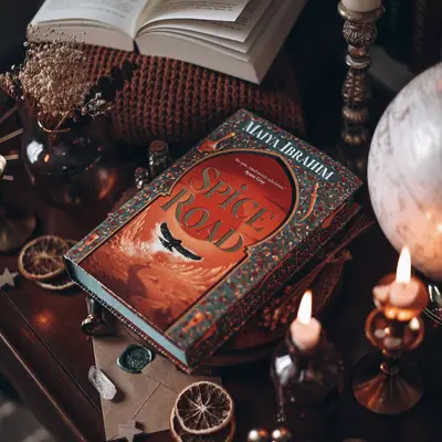 Hidden Worlds — box photo